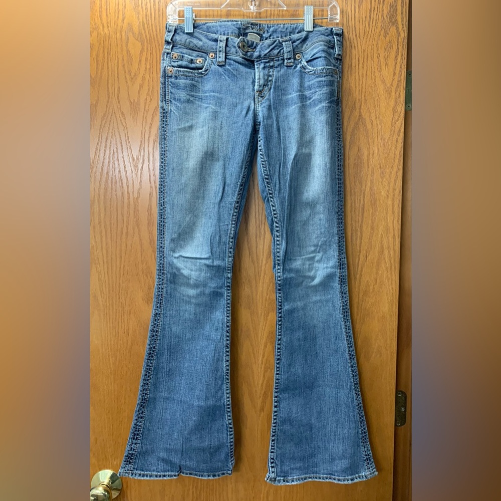 Silver Tuesday 22 Flare Jeans